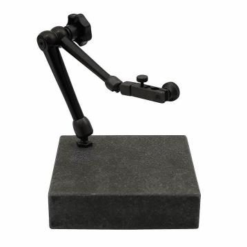 Granitbord 150x150x40 mm med 1 x M8 gevindhul DIN 876/0 Granitbord 150x150x40 mm med 1 x M8 gevindhul DIN 876/0