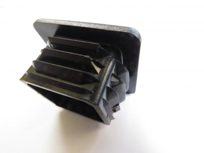 Plastprop til firkantrør 50x50, 2,6-5,0 mm - Sort