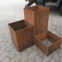 Plantekasse i cortenstål, flisestørrelse, 400 x 400 x 200 mm